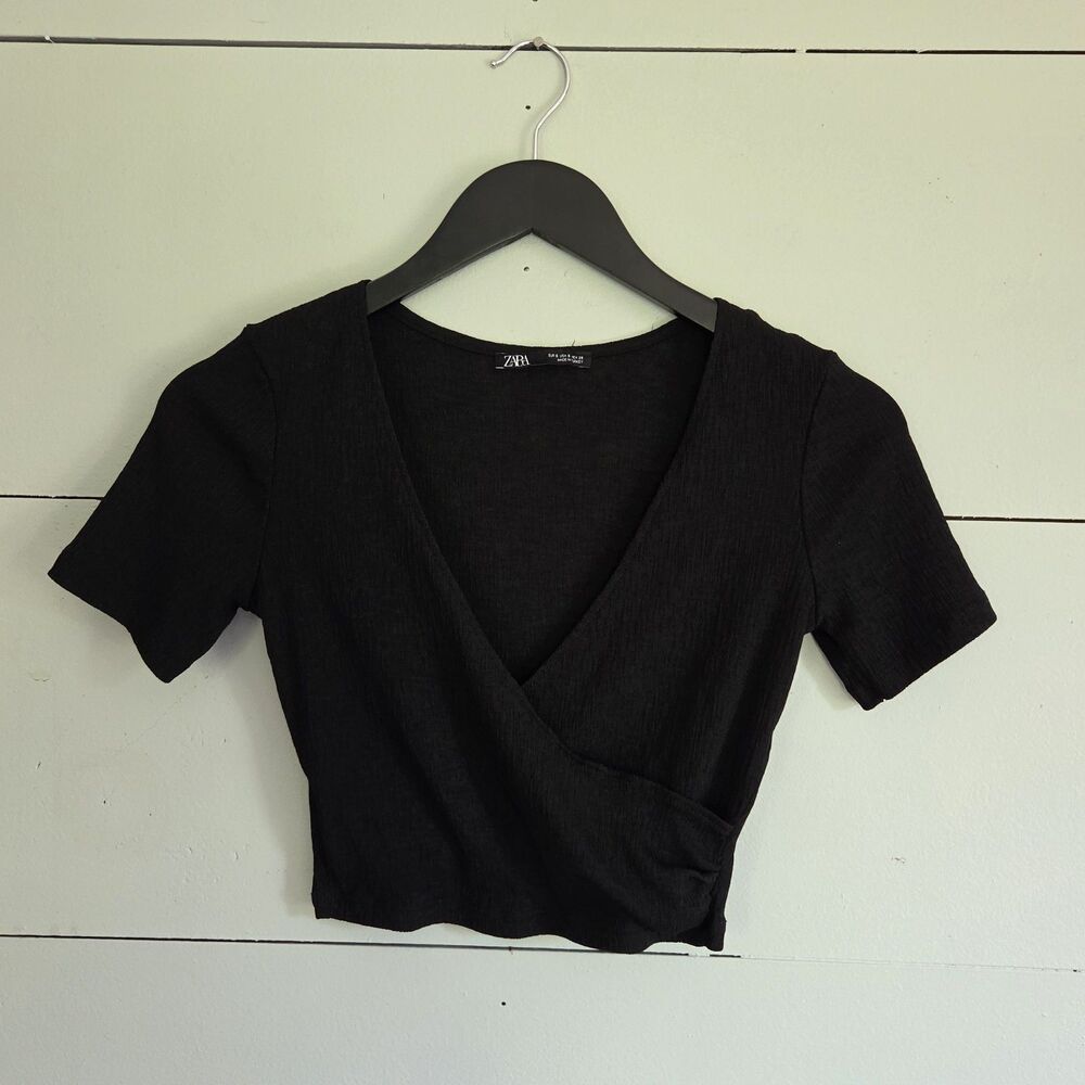 ZARA Black Knit Short Sleeve V-Neck Cropped Blouse Women Size S